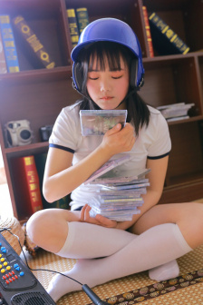 大胸女邻居
